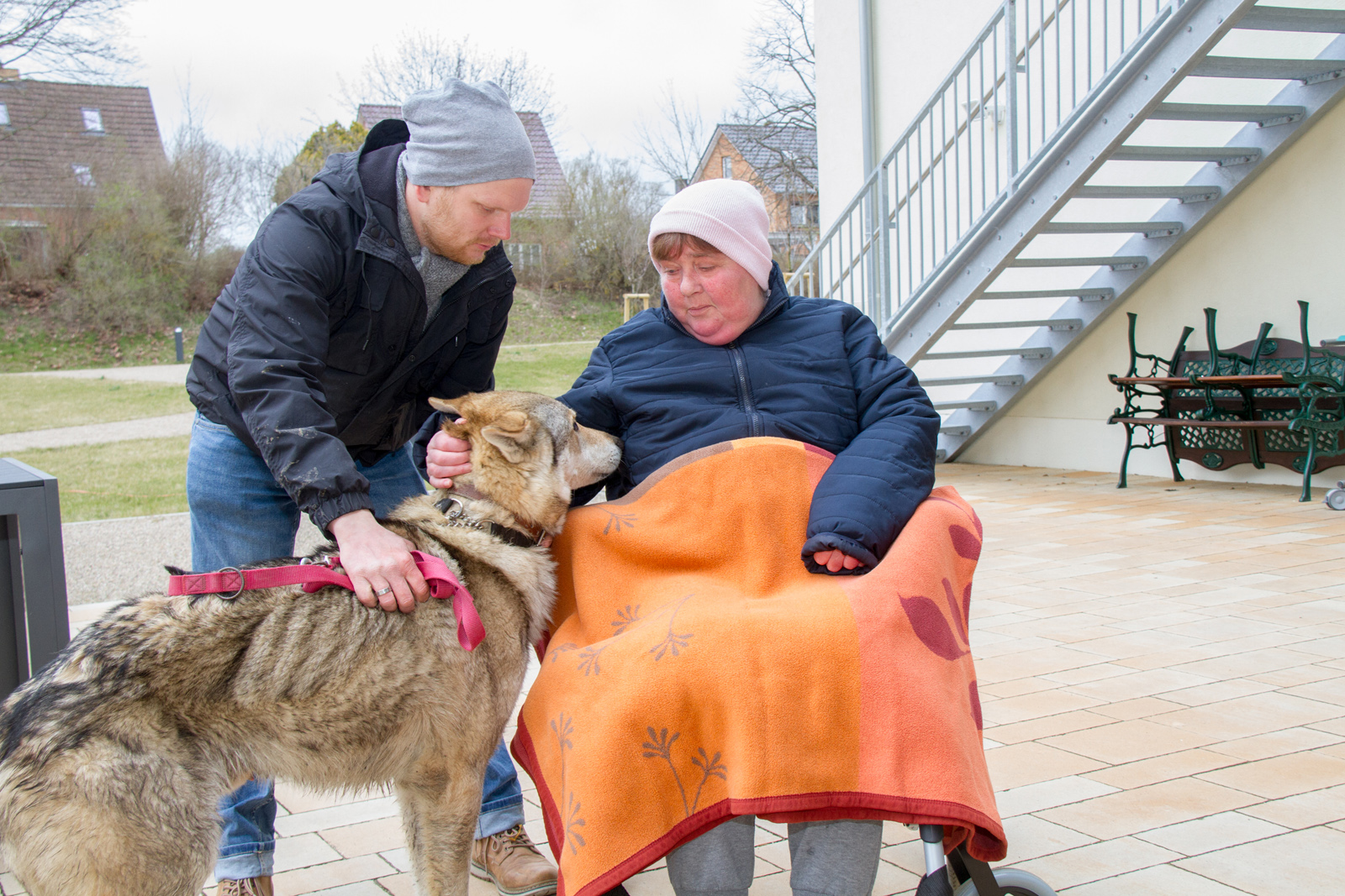 tierischer Besuch im Warener Hospiz „Müritzpark“